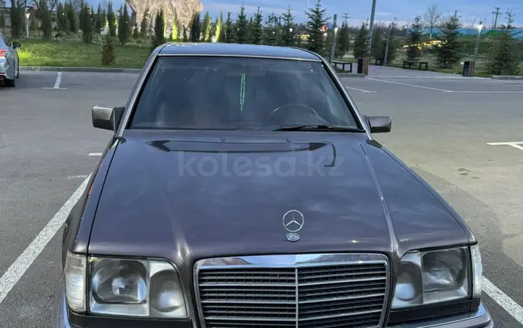 Mercedes-Benz E 280 1993 годаүшін2 250 000 тг. в Алматы