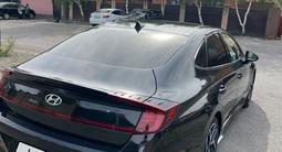 Hyundai Sonata 2022 года за 10 800 000 тг. в Астана – фото 3