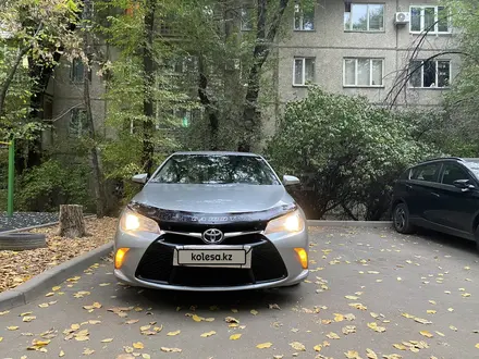 Toyota Camry 2017 года за 9 999 000 тг. в Алматы