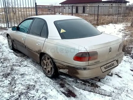 Opel Omega 1995 года за 800 000 тг. в Актобе – фото 2