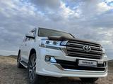 Toyota Land Cruiser 2016 года за 32 000 000 тг. в Караганда