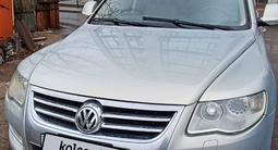 Volkswagen Touareg 2007 года за 6 999 999 тг. в Алматы – фото 4