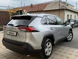 Toyota RAV4 2019 годаүшін12 700 000 тг. в Шымкент – фото 3