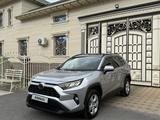 Toyota RAV4 2019 годаүшін12 700 000 тг. в Шымкент – фото 2