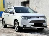 Mitsubishi Outlander 2012 годаүшін7 500 000 тг. в Астана