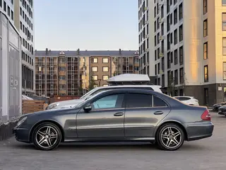 Mercedes-Benz E 280