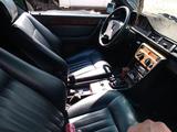 Mercedes-Benz E 200 1992 года за 900 000 тг. в Астана – фото 4