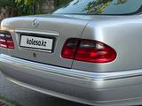 Mercedes-Benz E 320 2001 годаfor5 300 000 тг. в Шымкент – фото 3