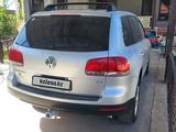 Volkswagen Touareg 2004 года за 3 300 000 тг. в Шымкент – фото 4