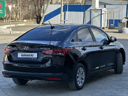 Hyundai Accent 2021 года за 6 800 000 тг. в Уральск – фото 6