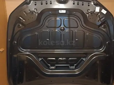 Капот bmw 5 G60 за 900 000 тг. в Алматы – фото 2