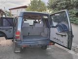 Land Rover Discovery 1997 годаүшін3 500 000 тг. в Алматы – фото 2