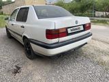 Volkswagen Vento 1993 года за 900 000 тг. в Шымкент