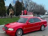 Бампер для Mercedes-Benz W202 стиль AMG Бампер Мерседес W202 стиль AMG за 35 000 тг. в Талдыкорган