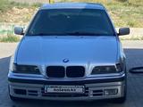BMW 320 1992 годаүшін1 450 000 тг. в Тараз