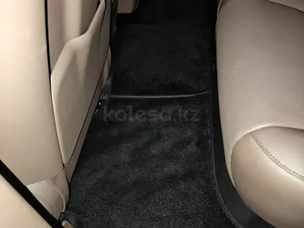 Коврики салона Tank 700 за 50 000 тг. в Усть-Каменогорск – фото 3