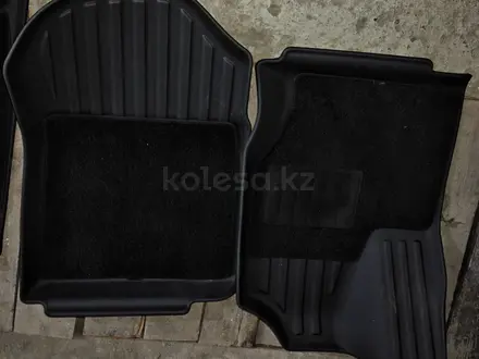 Коврики салона Tank 700 за 50 000 тг. в Усть-Каменогорск – фото 6