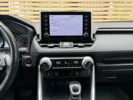 Toyota RAV4 2019 года за 12 750 000 тг. в Астана – фото 15