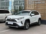Toyota RAV4 2019 годаүшін12 750 000 тг. в Астана