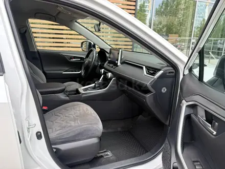 Toyota RAV4 2019 года за 12 750 000 тг. в Астана – фото 6