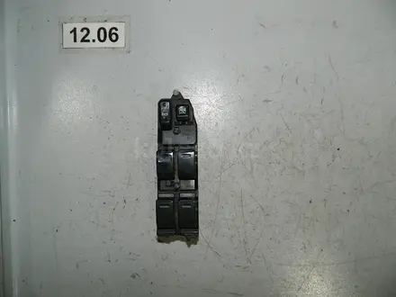 Пульт стеклоподъёмника передней левой двери за 15 400 тг. в Алматы