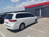 Toyota Sienna 2015 года за 7 050 000 тг. в Актобе – фото 2