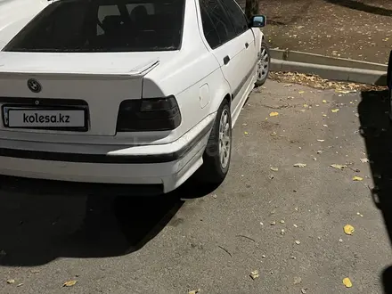 BMW 328 1991 года за 1 700 000 тг. в Алматы – фото 6