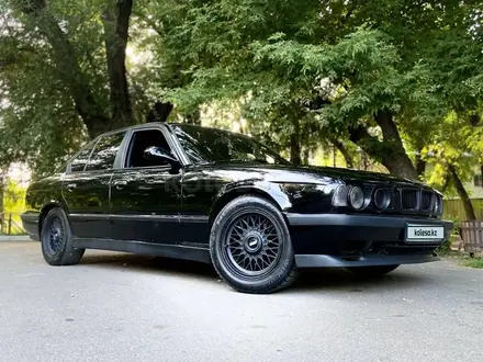 BMW 540 1993 года за 2 750 000 тг. в Алматы