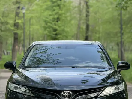 Toyota Camry 2020 года за 14 200 000 тг. в Алматы – фото 7