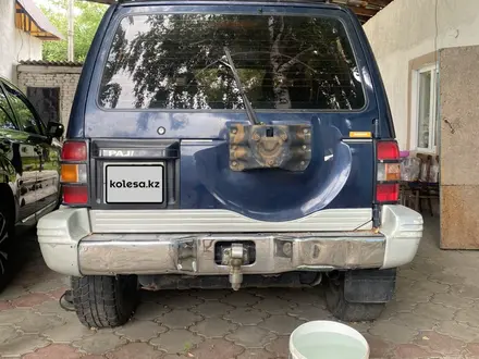 Mitsubishi Pajero 1996 года за 2 500 000 тг. в Сарканд – фото 2