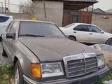 Mercedes-Benz E 230 1992 годаfor780 000 тг. в Шымкент