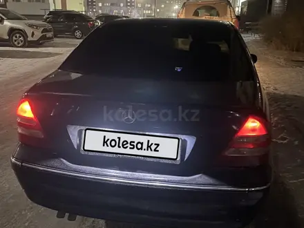 Mercedes-Benz C 240 2001 года за 3 600 000 тг. в Жезказган – фото 6