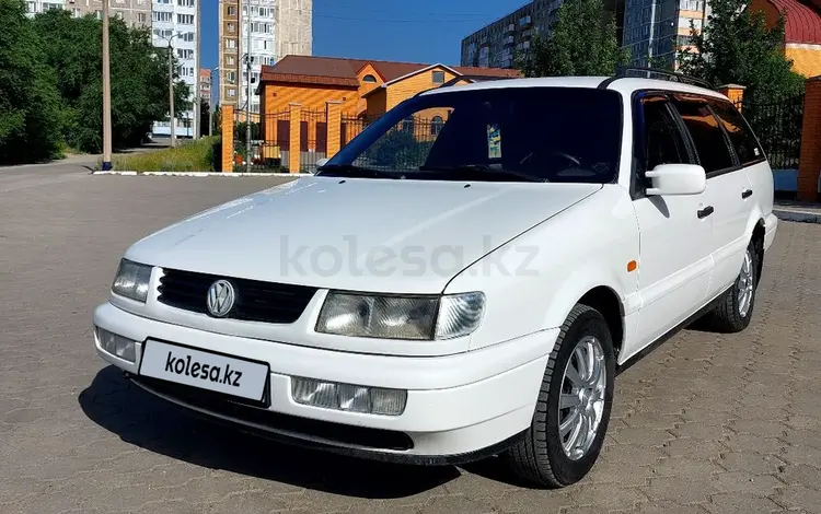 Volkswagen Passat 1995 годаүшін2 800 000 тг. в Караганда