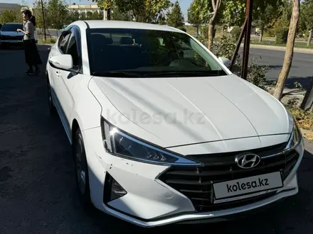 Hyundai Elantra 2020 года за 9 000 000 тг. в Шымкент