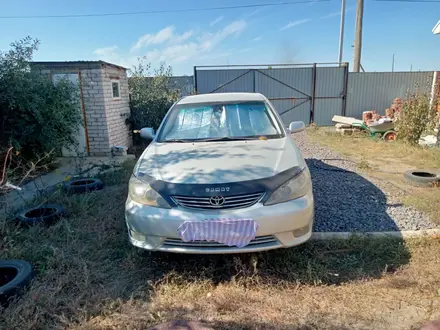 Toyota Camry 2004 года за 5 700 000 тг. в Актобе