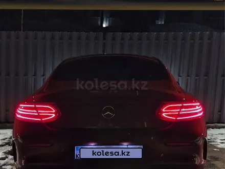 Mercedes-Benz C 180 2015 года за 15 500 000 тг. в Алматы – фото 4