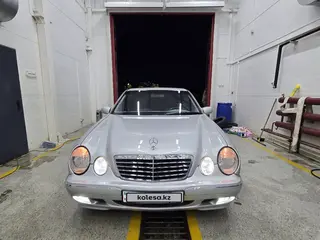 Mercedes-Benz E 280