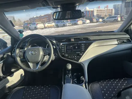 Toyota Camry 2019 года за 13 000 000 тг. в Астана – фото 12