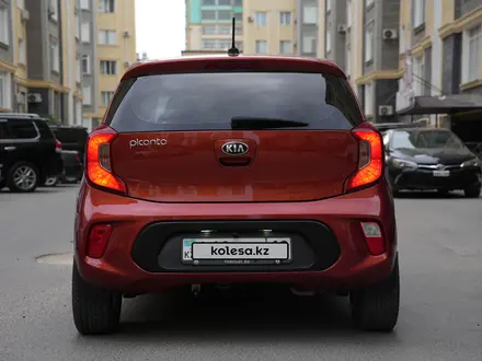 Kia Picanto 2018 года за 6 000 000 тг. в Актау – фото 22