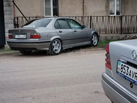 BMW 325 1991 года за 2 200 000 тг. в Алматы – фото 6