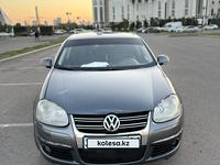 Volkswagen Jetta 2010 годаүшін3 500 000 тг. в Астана