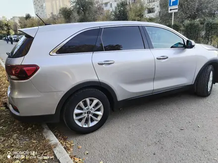 Kia Sorento 2018 года за 10 500 000 тг. в Актобе – фото 6