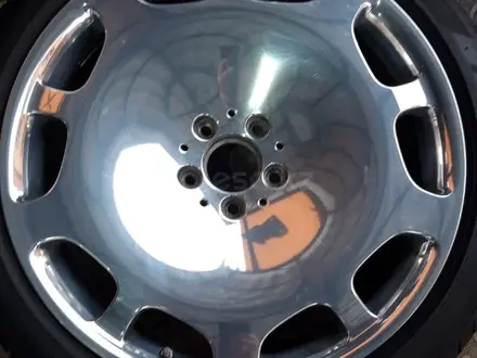 Комплект дисков ОРИГИНАЛ на Mercedes Maybach с шинами Pirelli. Почти новые за 1 300 000 тг. в Алматы