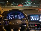 Hyundai Elantra 2019 года за 8 100 000 тг. в Алматы – фото 2