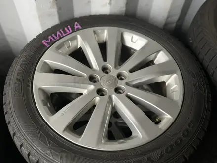 Шины Goodyear 215/55/17 зима Диски Subaru за 11 777 тг. в Уральск – фото 3