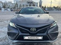 Toyota Camry 2020 года за 10 950 000 тг. в Астана