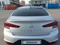 Hyundai Elantra 2019 годаfor7 600 000 тг. в Астана – фото 3