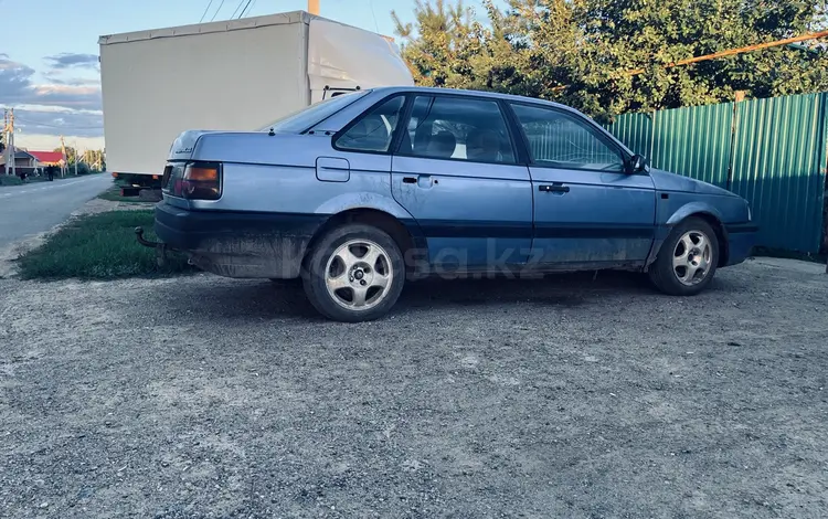 Volkswagen Passat 1992 года за 750 000 тг. в Уральск