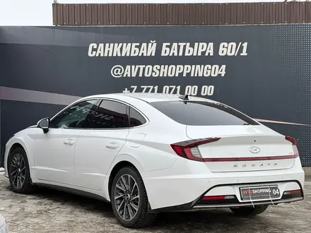 Hyundai Sonata 2020 года за 11 800 000 тг. в Актобе – фото 3