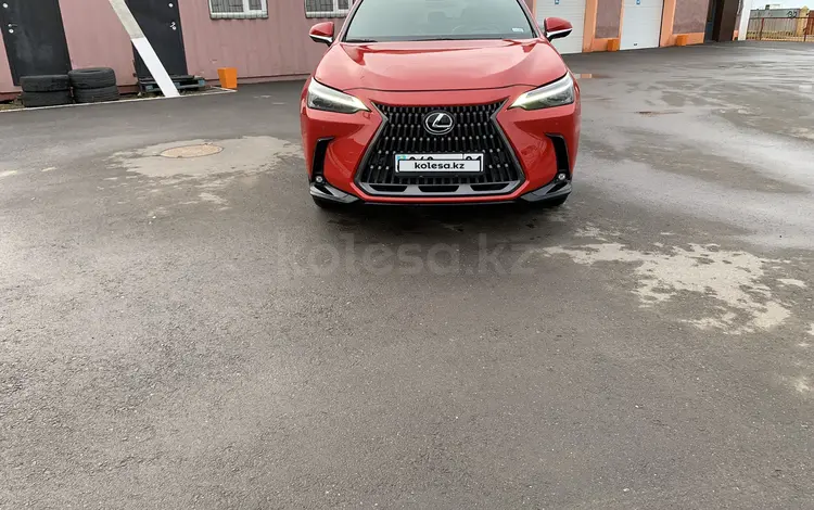 Lexus NX 350 2023 года за 25 000 000 тг. в Астана